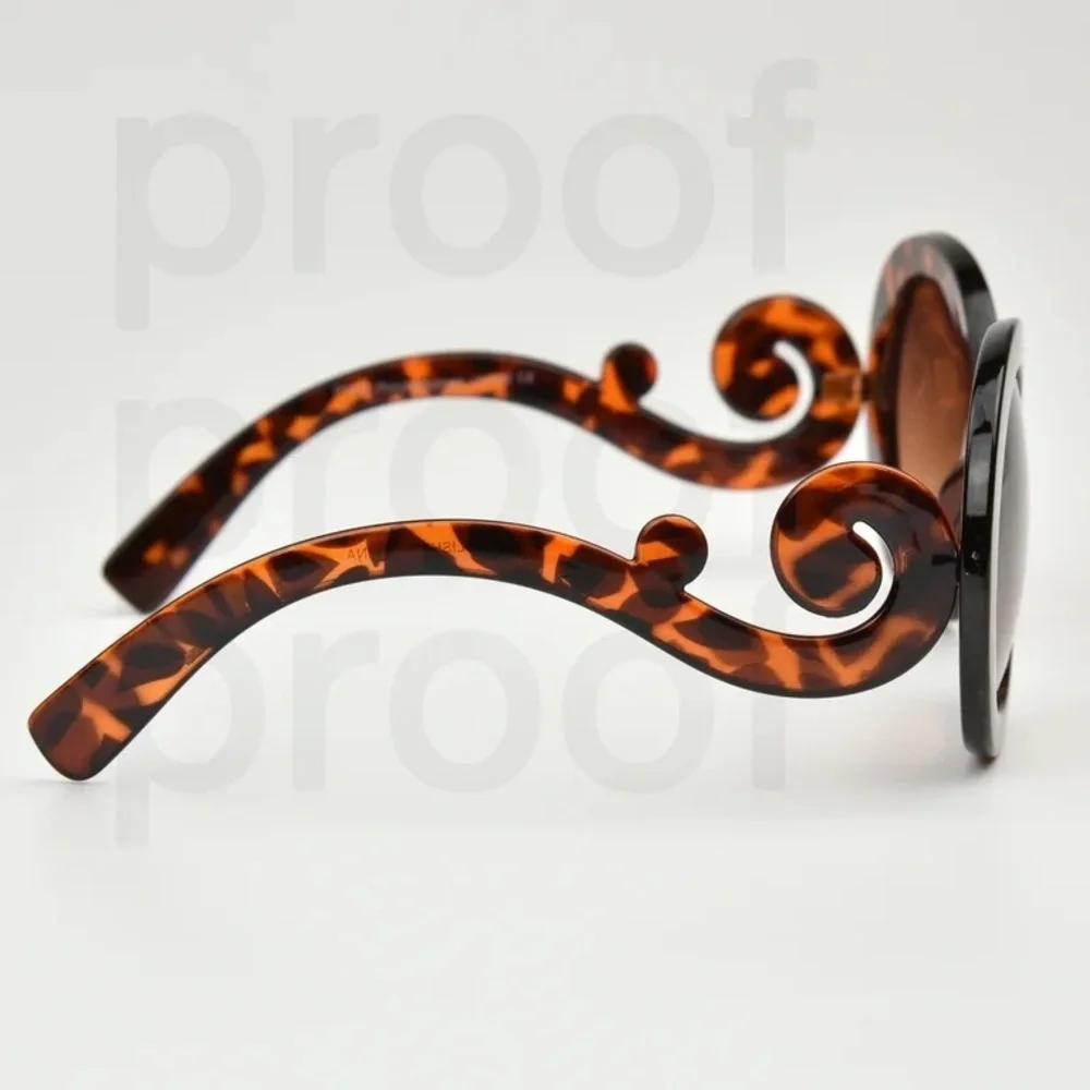 Stylish Tortoiseshell Oversized Baroque Hollywood Style Sunglasses